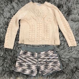 Beautiful set sweater and sequins short!!